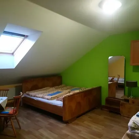 V Soukromi 別荘 Němčičky